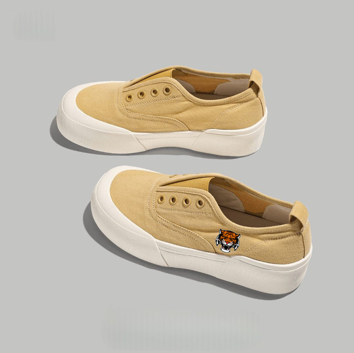 Fierce Tiger - Badge Platform Slip - Ons